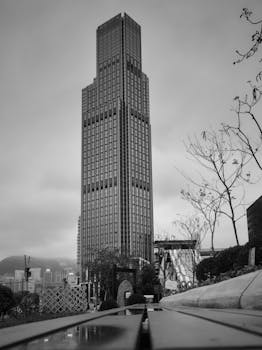 港股通创新药指数大涨4.67百分号！华宝基金指出创新药景气周期仍在