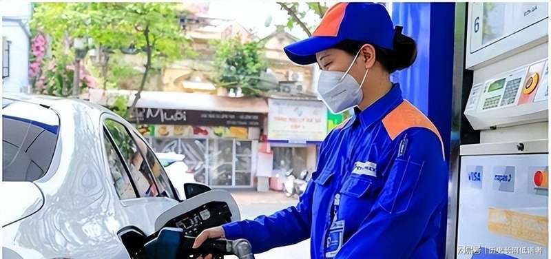  能源价格波动监测：越南燃油成本激增引发的通勤模式重构 IT技术 能源价格波动监测：越南燃油成本激增引发的通勤模式重构 IT技术