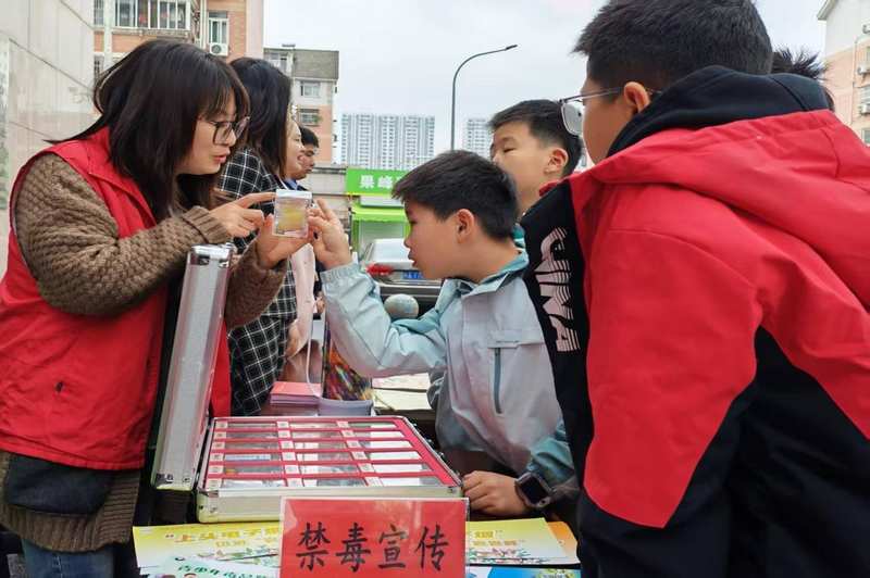  共情缺失的填补：从“履职市集”看基层治理的温情重塑 新闻 共情缺失的填补：从“履职市集”看基层治理的温情重塑 新闻 共情缺失的填补：从“履职市集”看基层治理的温情重塑 新闻