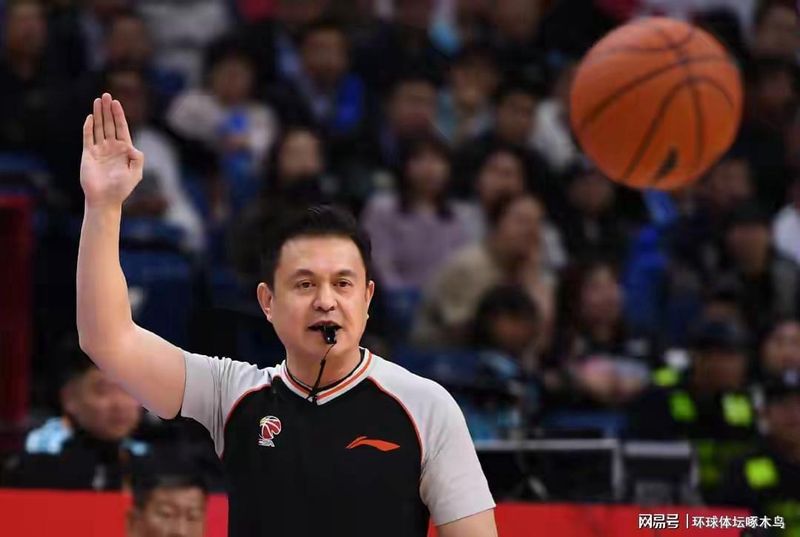  16分的梦碎与重生：广东队用永不言弃诠释篮球的真谛 体育新闻 16分的梦碎与重生：广东队用永不言弃诠释篮球的真谛 体育新闻