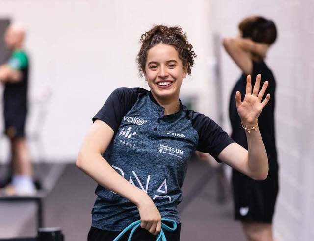  【技术解密】孙颖莎发球体系遭破解：外协新生代如何撬动国乒统治力 体育新闻