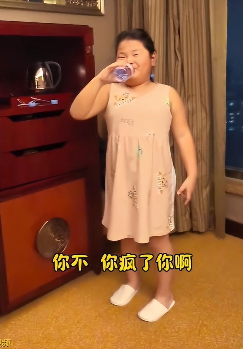  富养女儿的深层逻辑：从物质炫耀到精神滋养的教育反思 情感心理