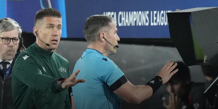 【技术深度】IFAB第16条与第12条交叉解读：球门球规则的操作边界与判罚逻辑 体育新闻