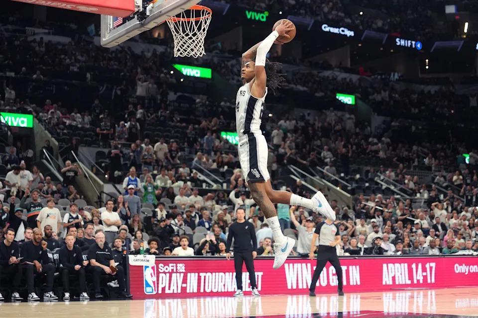 掘金逆版本取胜的战术解码：禁区统治与效率博弈的深层逻辑 体育新闻